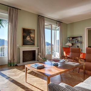 Luxe Appartement met Vier Slaapkamers